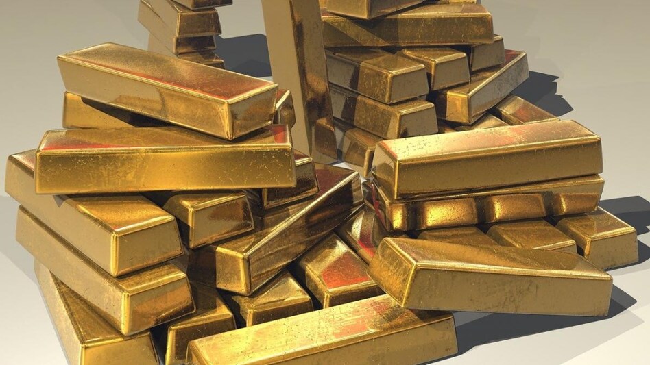 Switzerland is the world's biggest refining and transit centre for gold and Russia is one of the biggest bullion producers. Switzerland is the world's biggest refining and transit centre for gold and Russia is one of the biggest bullion producers.