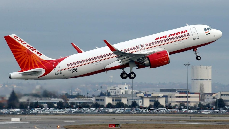 Applaud Indian govt's initiative to make Air India a strong player: Lufthansa CEO (Photo: Reuters) Applaud Indian govt's initiative to make Air India a strong player: Lufthansa CEO (Photo: Reuters)