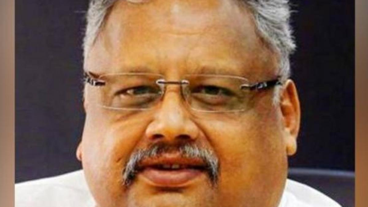 Jhunjhunwala and his wife Rekha together held 4,48,50,970 shares, or 5.05 per cent stake, in the company at the end of March quarter. Jhunjhunwala and his wife Rekha together held 4,48,50,970 shares, or 5.05 per cent stake, in the company at the end of March quarter.