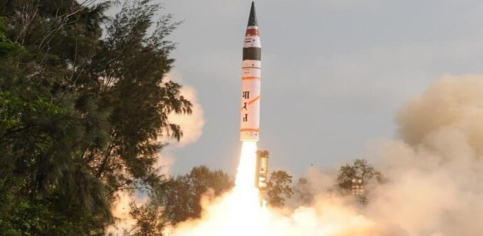 On Monday, India successfully tested the nuclear-capable Agni IV missile. On Monday, India successfully tested the nuclear-capable Agni IV missile.