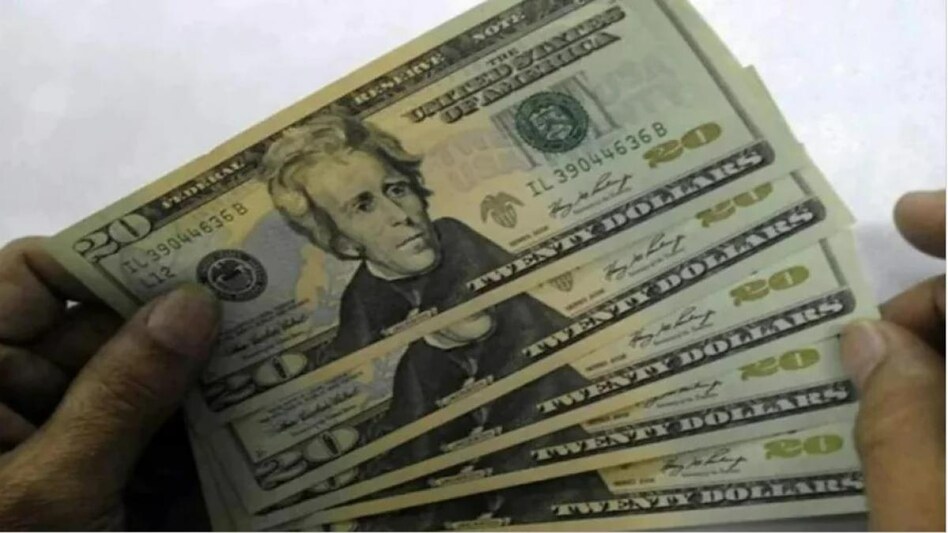 According to the data, foreign investors withdrew a net amount of Rs 13,888 crore from equities during June 1-10. According to the data, foreign investors withdrew a net amount of Rs 13,888 crore from equities during June 1-10.