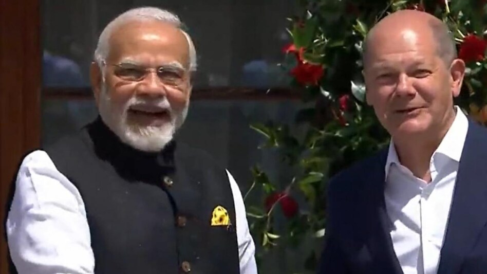 German Chancellor Olaf Scholz on Monday welcomed Prime Minister Narendra Modi at the G7 Summit (Photo: ANI) German Chancellor Olaf Scholz on Monday welcomed Prime Minister Narendra Modi at the G7 Summit (Photo: ANI)