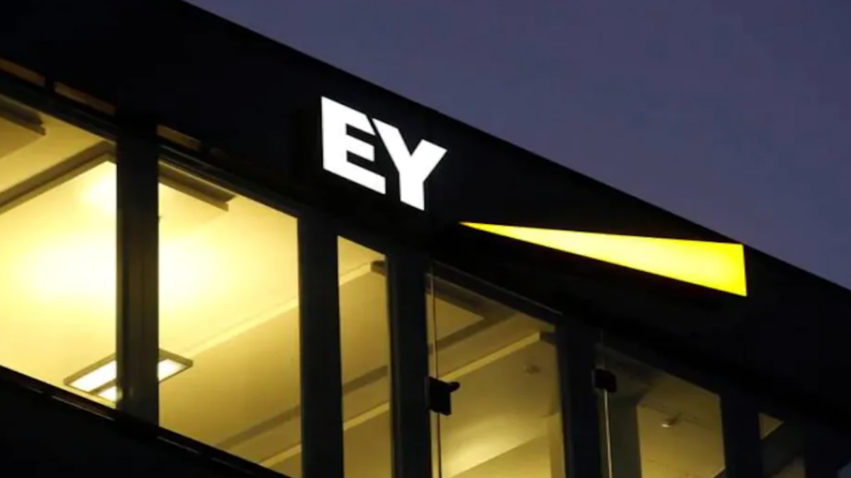 EY to pay $100 mln to resolve US charges of staff cheating on accountant exams