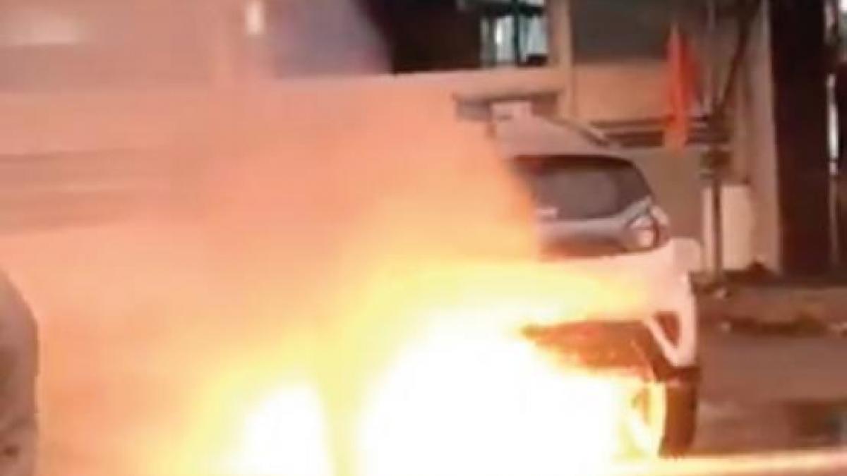 The user further wrote that the fire has been doused. Exact cause of the incident is not yet known. The user further wrote that the fire has been doused. Exact cause of the incident is not yet known.