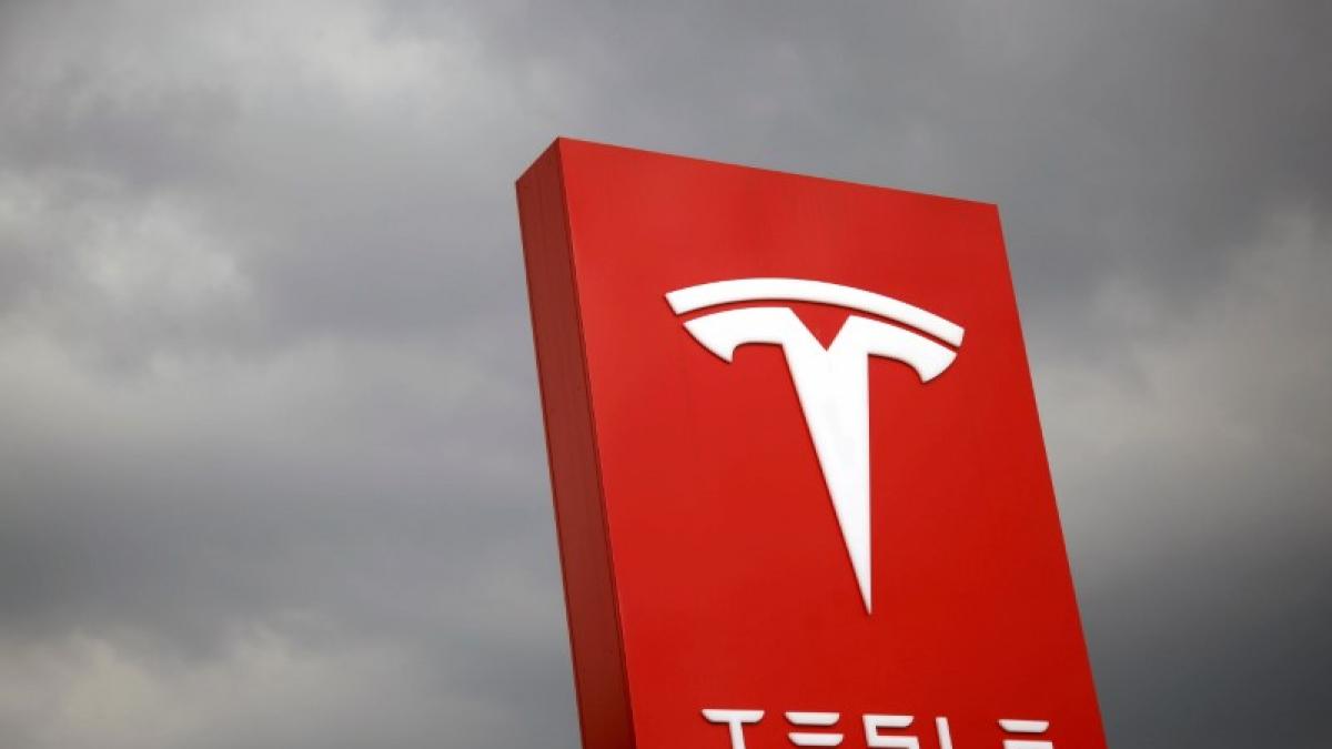 Tesla to seek investor approval for 3-for-1 stock split