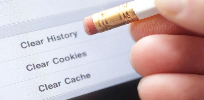 Clearing the browser cache is one of the simplest and the best ways to restore space on your computer and smartphone Clearing the browser cache is one of the simplest and the best ways to restore space on your computer and smartphone