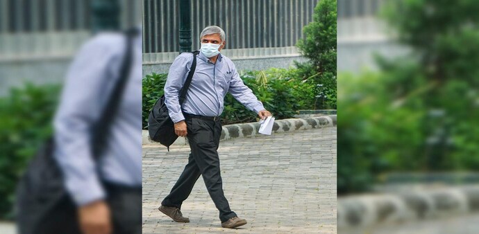 Before getting arrested, Pandey had met Maharashtra Chief Minister Eknath Shinde, who is in Delhi. (Photo: PTI) Before getting arrested, Pandey had met Maharashtra Chief Minister Eknath Shinde, who is in Delhi. (Photo: PTI)