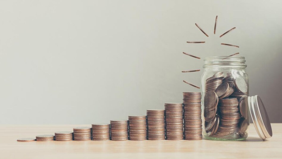 Shareholders of Adani Ports will get the highest dividend of 250 percent of the face value of the stock. Shareholders of Adani Ports will get the highest dividend of 250 percent of the face value of the stock.