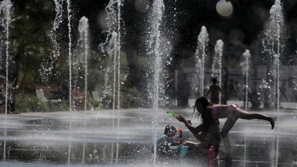 Europe's heat wave set to persist into next week after peaking (Photo: Reuters) Europe's heat wave set to persist into next week after peaking (Photo: Reuters)