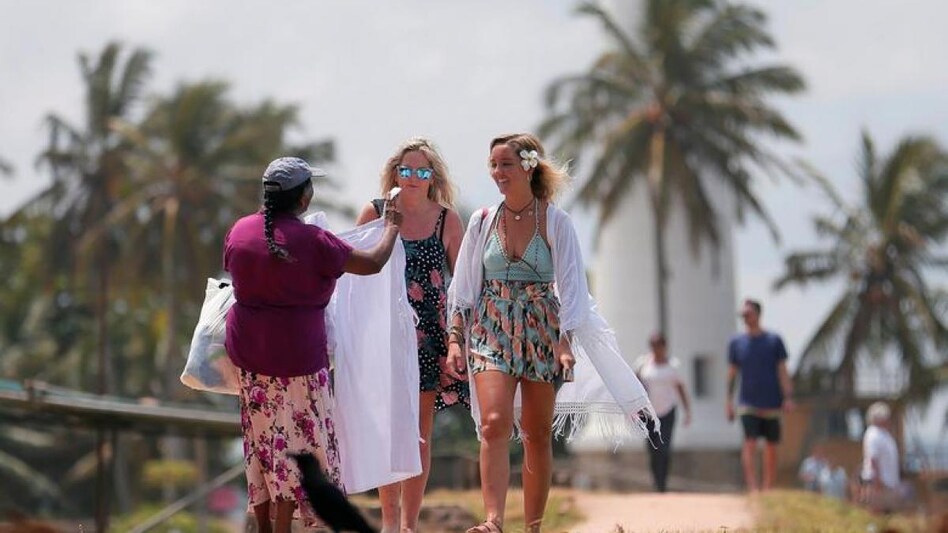 Extension of emergency in Sri Lanka to further woes of tourism sector: Industry (Photo: Reuters) Extension of emergency in Sri Lanka to further woes of tourism sector: Industry (Photo: Reuters)