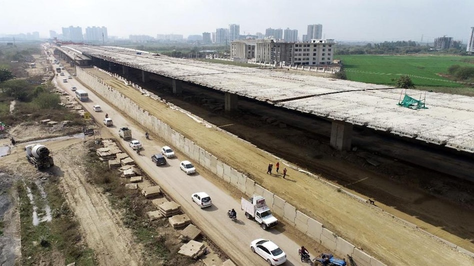Dwarka Expressway will be a 16-lane access-controlled highway Dwarka Expressway will be a 16-lane access-controlled highway