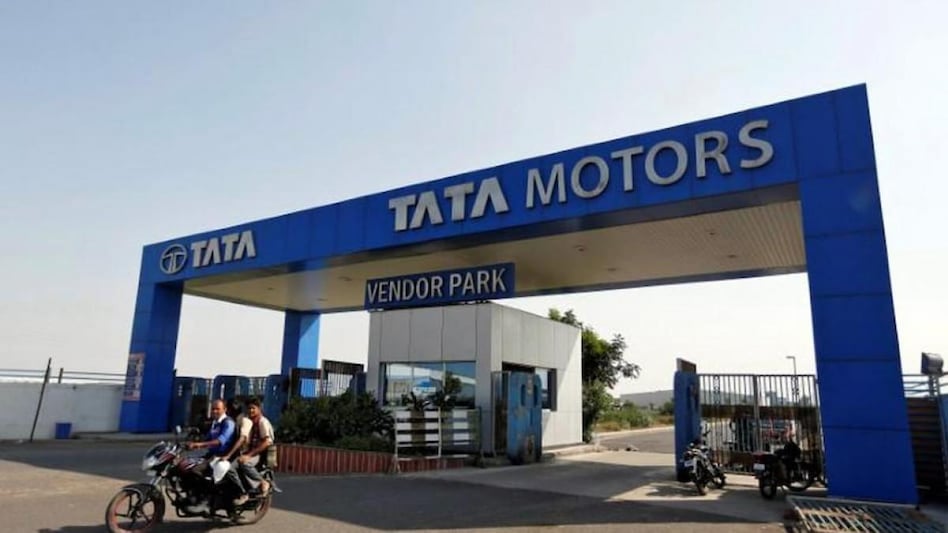 Semiconductor shortage issue is easing: Tata Motors Group CFO Semiconductor shortage issue is easing: Tata Motors Group CFO