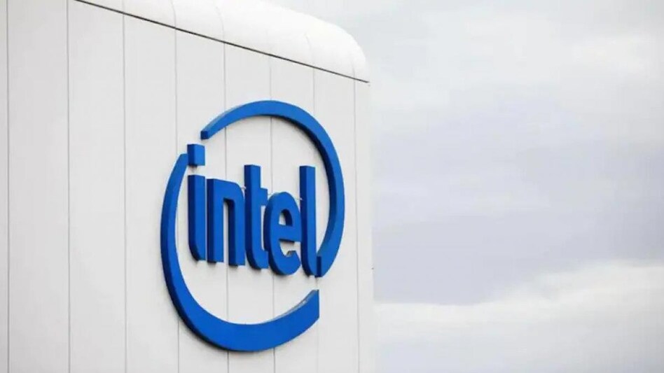 Chipmakers are also under pressure from a spate of COVID curbs in key PC market China and the Ukraine war that have worsened supply-chain snarls and dragged demand further. Chipmakers are also under pressure from a spate of COVID curbs in key PC market China and the Ukraine war that have worsened supply-chain snarls and dragged demand further.
