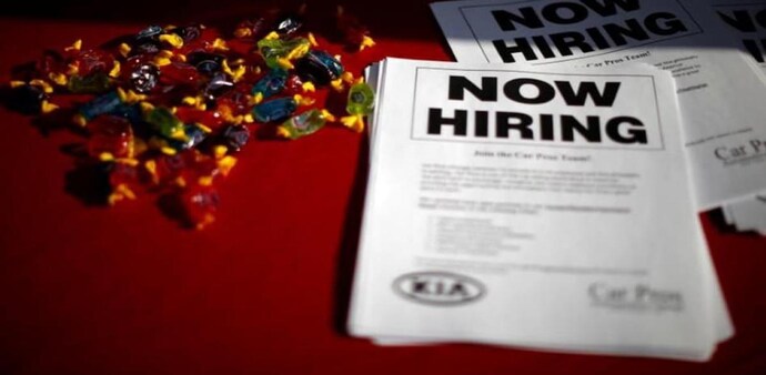 61% firms plan to hire more in the current quarter, up from 54% in April-June: TeamLease study 61% firms plan to hire more in the current quarter, up from 54% in April-June: TeamLease study