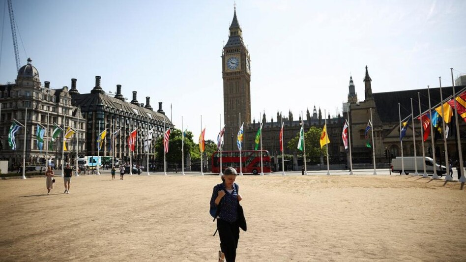 UK records highest ever temperature at 39.1 degree celcius (Photo: Reuters) UK records highest ever temperature at 39.1 degree celcius (Photo: Reuters)
