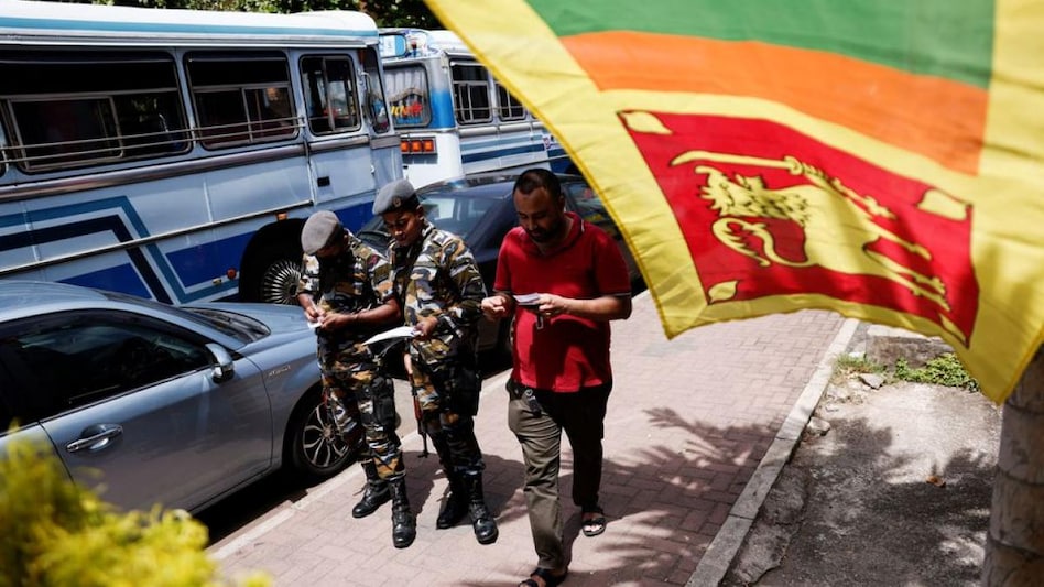 Sri Lanka: Schools reopen after closure due to fuel shortage (Photo: Reuters) Sri Lanka: Schools reopen after closure due to fuel shortage (Photo: Reuters)