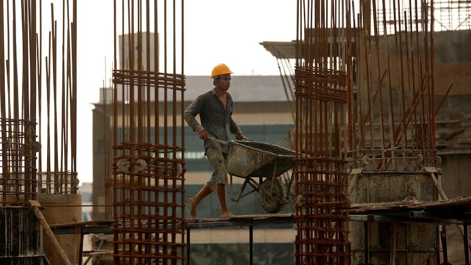 India's GDP to grow 7% this fiscal: FICCI survey (Photo: Reuters) India's GDP to grow 7% this fiscal: FICCI survey (Photo: Reuters)
