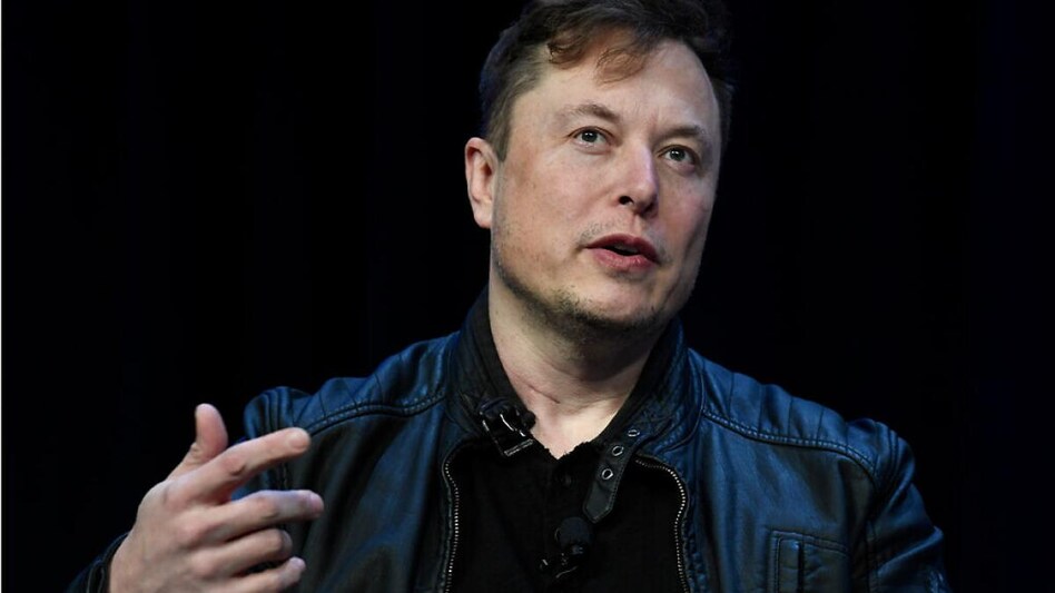 Tesla CEO, Elon Musk has clarified that the company has not sold any of its Dogecoin reserves, but has sold a majority of its Bitcoin holdings to infuse $936 million in cash into the balance sheet. Tesla CEO, Elon Musk has clarified that the company has not sold any of its Dogecoin reserves, but has sold a majority of its Bitcoin holdings to infuse $936 million in cash into the balance sheet.