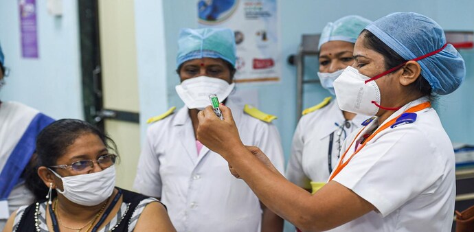 India administers 200 crore Covid-19 vaccine doses India administers 200 crore Covid-19 vaccine doses