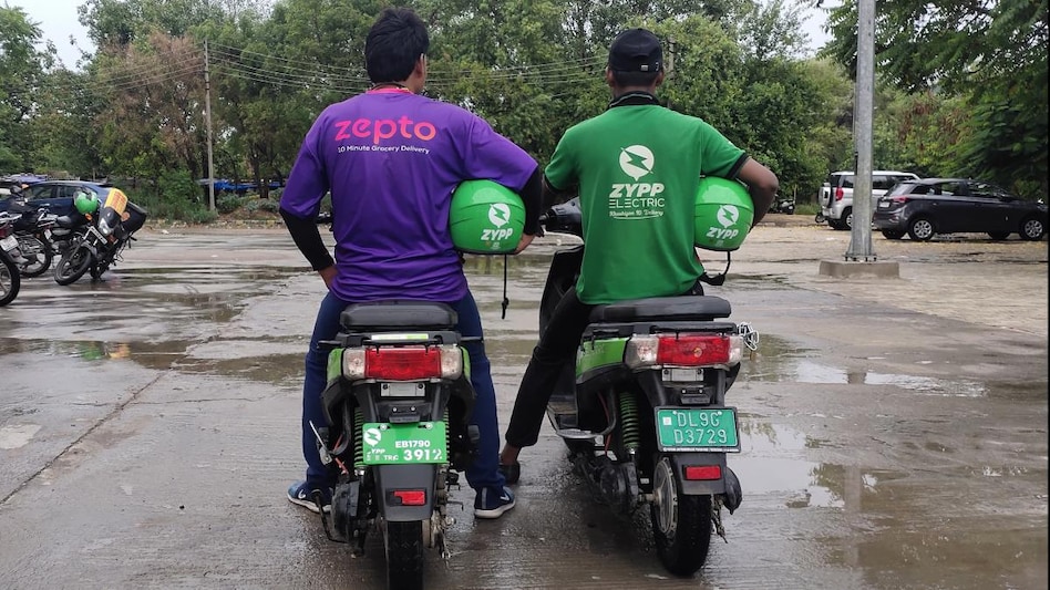 Zypp Electric has an active fleet of more than 5000 e-scooters and is also planning to deploy over 1.5 lakh scooters by 2023. Zypp Electric has an active fleet of more than 5000 e-scooters and is also planning to deploy over 1.5 lakh scooters by 2023.