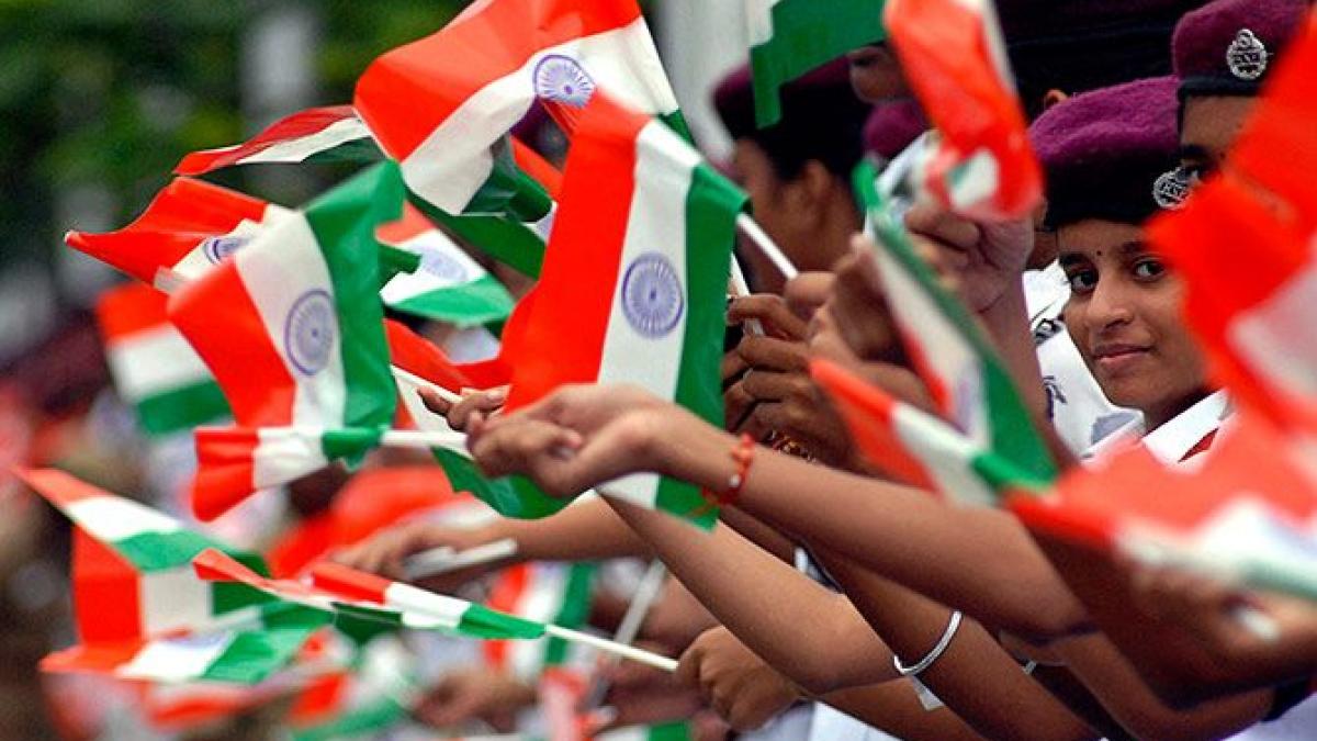 India’s homebred video sharing mobile app Chingari is putting up videos on the Har Ghar Tiranga initiative as part of the 75th anniversary of India's independence. India’s homebred video sharing mobile app Chingari is putting up videos on the Har Ghar Tiranga initiative as part of the 75th anniversary of India's independence.