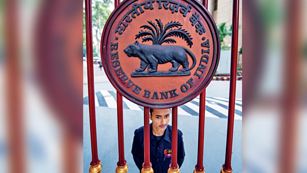 Following a repo rate hike of 50 basis points (bps) by the Reserve Bank of India (RBI) at its recent monetary policy meeting, banks have started passing on the burden to home loan borrowers. Following a repo rate hike of 50 basis points (bps) by the Reserve Bank of India (RBI) at its recent monetary policy meeting, banks have started passing on the burden to home loan borrowers.