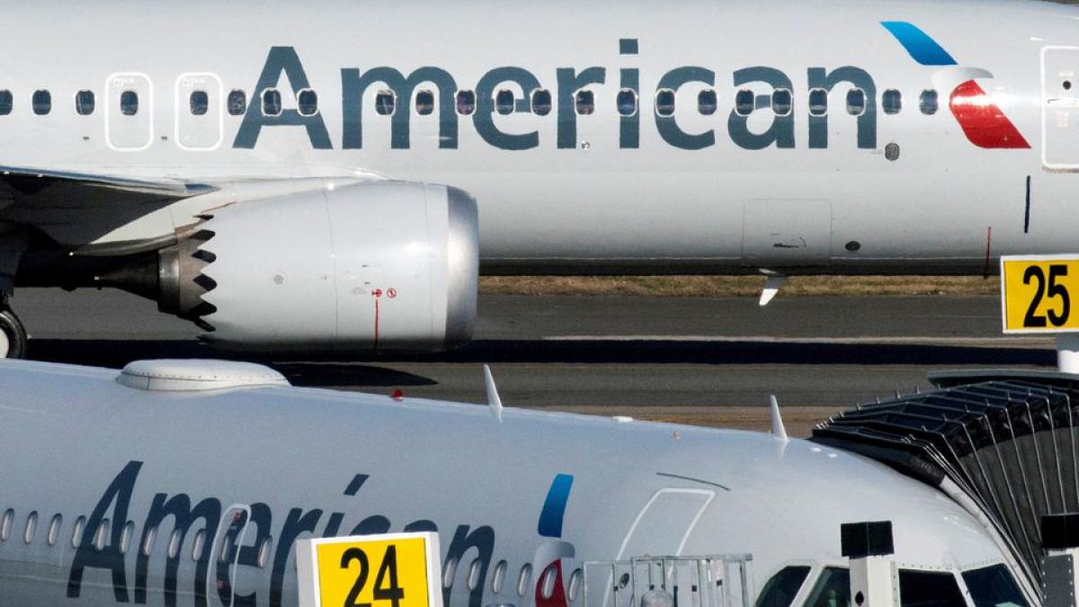 Airlines cancel about 600 flights in US as thunderstorms hit operations