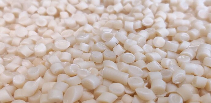 This B2B startup makes low-cost, low-emission, compostable plastic This B2B startup makes low-cost, low-emission, compostable plastic