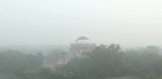 A 2019 test report seen by Reuters shows the helmet cut levels of lung-damaging PM 2.5 airborne particles to 8.1 micrograms per cubic metre from 43.1 micrograms outside. A 2019 test report seen by Reuters shows the helmet cut levels of lung-damaging PM 2.5 airborne particles to 8.1 micrograms per cubic metre from 43.1 micrograms outside.