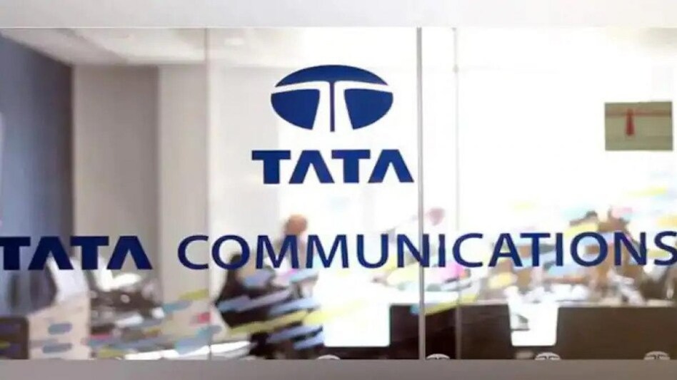 According to the CAG report, the Department of Telecommunications only levied Rs 305.25 crore as licence fee (LF) on the company. According to the CAG report, the Department of Telecommunications only levied Rs 305.25 crore as licence fee (LF) on the company.