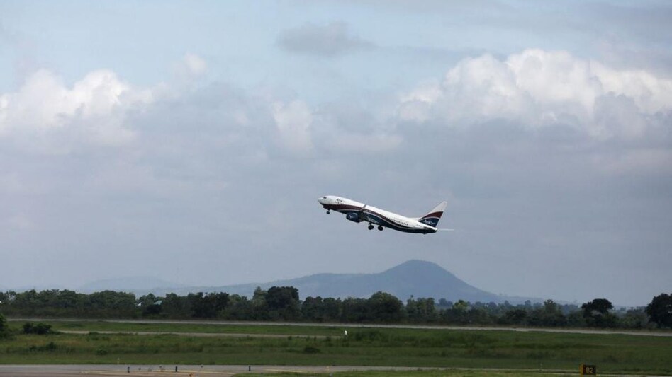 Govt asks airlines to boost engineering capabilities after series of safety incidents (Photo: Reuters) Govt asks airlines to boost engineering capabilities after series of safety incidents (Photo: Reuters)