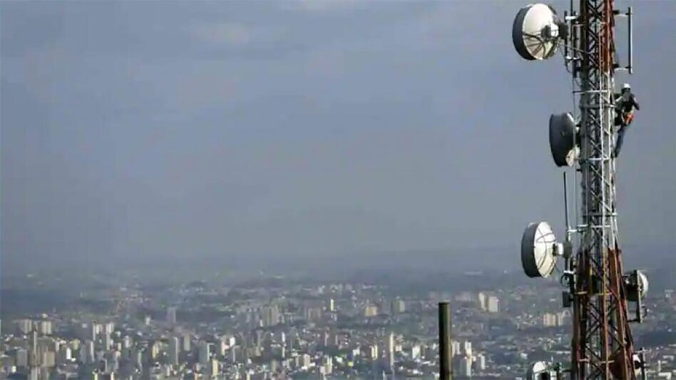 DoT gets Rs 17,876 cr from telecom operators as upfront payment for 5G spectrum DoT gets Rs 17,876 cr from telecom operators as upfront payment for 5G spectrum