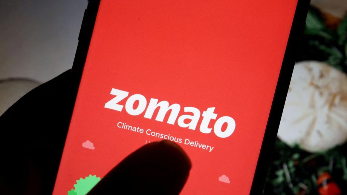 This video of a 7-year-old Zomato delivery partner holding a box of chocolates will melt your heart (Photo: Reuters) This video of a 7-year-old Zomato delivery partner holding a box of chocolates will melt your heart (Photo: Reuters)