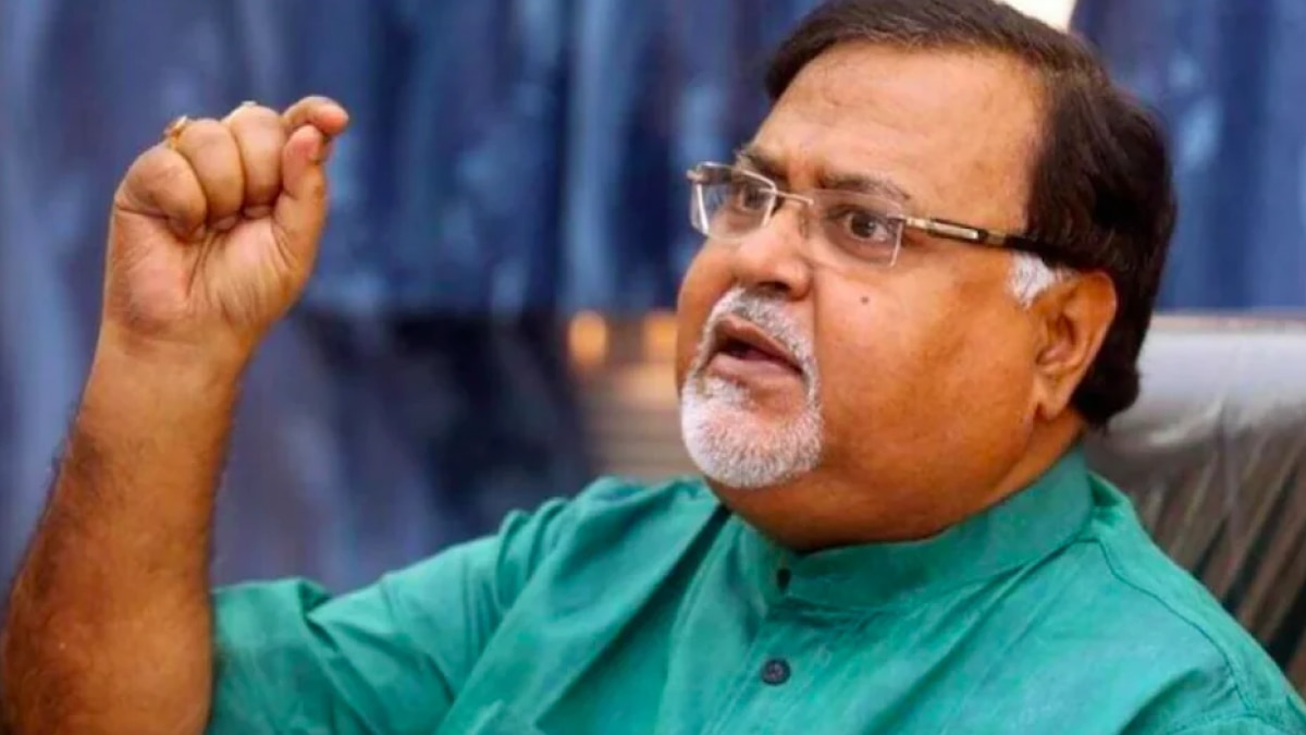 Court sends Partha Chatterjee and close aide Arpita Mukherjee to jail till 18 Aug