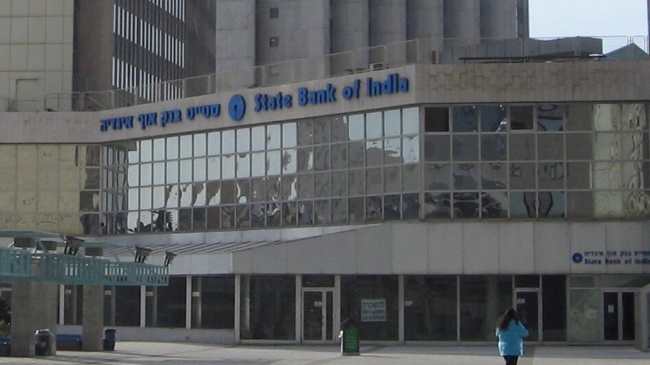 Of the total 12, three lenders -State Bank of India, Punjab National Bank and Bank of India- reported fall in profits ranging from 7-70%. Of the total 12, three lenders -State Bank of India, Punjab National Bank and Bank of India- reported fall in profits ranging from 7-70%.