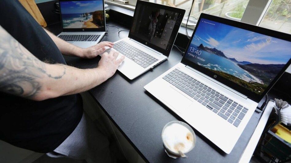 45% companies suffered cyberattacks in 2021 due to WFH (Photo: Reuters) 45% companies suffered cyberattacks in 2021 due to WFH (Photo: Reuters)
