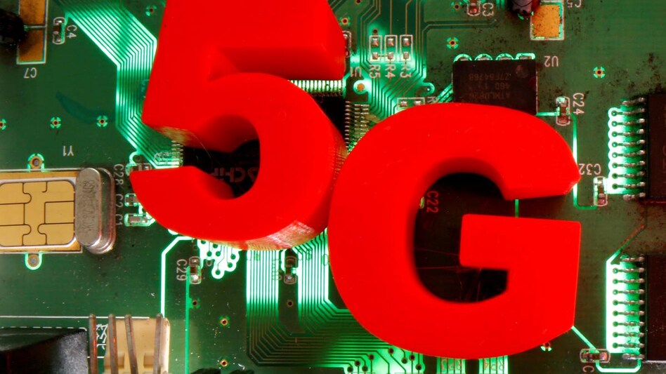 Airtel to start 5G deployment from this month, signs pacts with Ericsson, Nokia, Samsung (Photo: Reuters) Airtel to start 5G deployment from this month, signs pacts with Ericsson, Nokia, Samsung (Photo: Reuters)