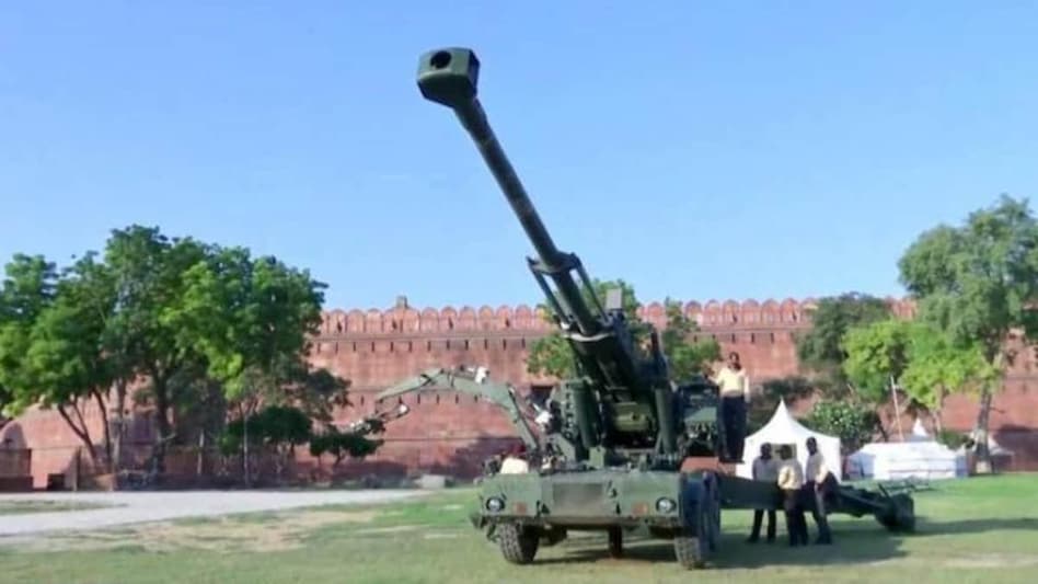 The indigenous howitzer gun that was used for the ceremonial salute on Monday has been designed by the Centre-run Defence Research and Development Organisation (DRDO). The indigenous howitzer gun that was used for the ceremonial salute on Monday has been designed by the Centre-run Defence Research and Development Organisation (DRDO).