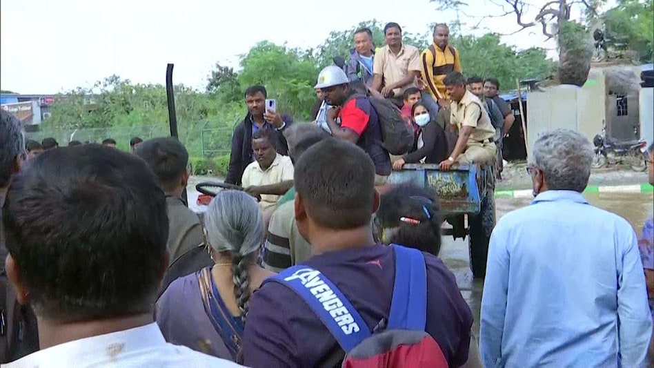 An employee said they cannot take so many leaves from their office and that their work is getting affected due to rains. An employee said they cannot take so many leaves from their office and that their work is getting affected due to rains.
