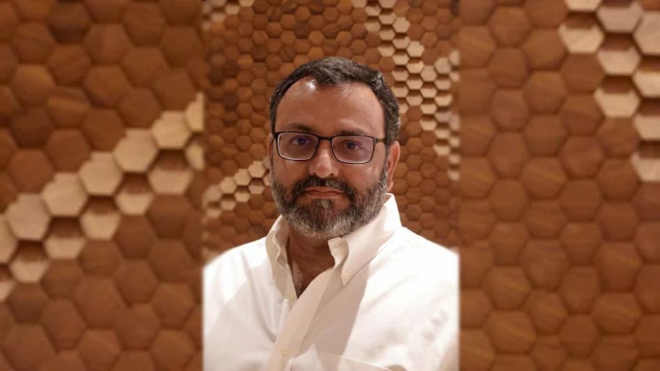 Cyrus was an inspirational leader and a real gentleman whom I have grown to admire, whose sense of values, commitment to purpose, compassionate ways and clarity of thought stood out in his every word and action. Cyrus was an inspirational leader and a real gentleman whom I have grown to admire, whose sense of values, commitment to purpose, compassionate ways and clarity of thought stood out in his every word and action.