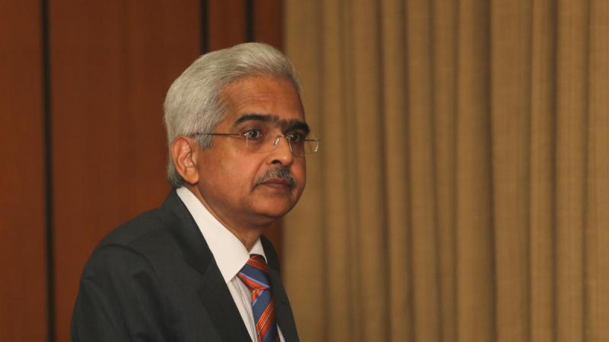 RBI’s Monetary Policy : Shaktikanta Das would have to juggle between the devil and the deep blue sea (Photo: Reuters) RBI’s Monetary Policy : Shaktikanta Das would have to juggle between the devil and the deep blue sea (Photo: Reuters)