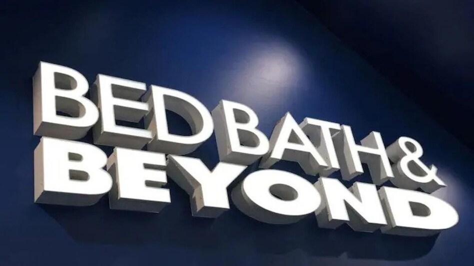 Last week, Bed Bath & Beyond said it would close 150 stores, cut jobs and overhaul its merchandising strategy in an attempt to turn around its money-losing business. Last week, Bed Bath & Beyond said it would close 150 stores, cut jobs and overhaul its merchandising strategy in an attempt to turn around its money-losing business.