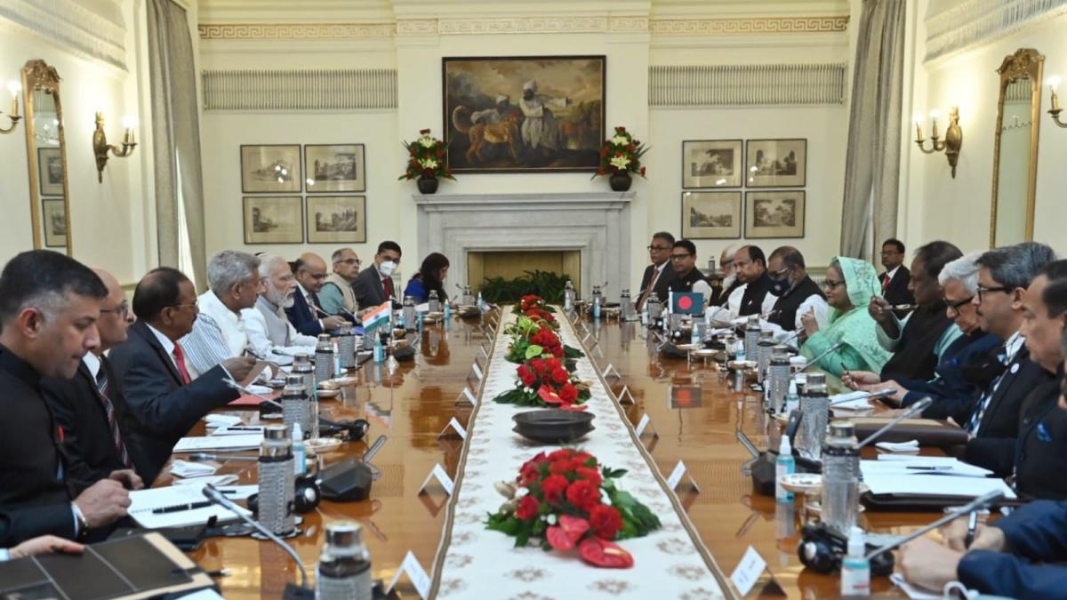 India is to extend nearly $9.5 billion to Bangladesh in concessional loans and is taking up several connectivity projects. India is to extend nearly $9.5 billion to Bangladesh in concessional loans and is taking up several connectivity projects.