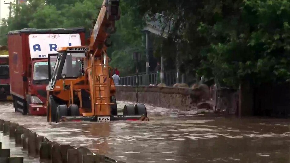 Taking to Twitter, netizens shared videos of impaired traffic movement across various parts of Delhi-NCR, Gurugram and Noida. Taking to Twitter, netizens shared videos of impaired traffic movement across various parts of Delhi-NCR, Gurugram and Noida.