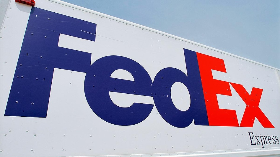 FedEx will put off hiring amid high operating costs FedEx will put off hiring amid high operating costs