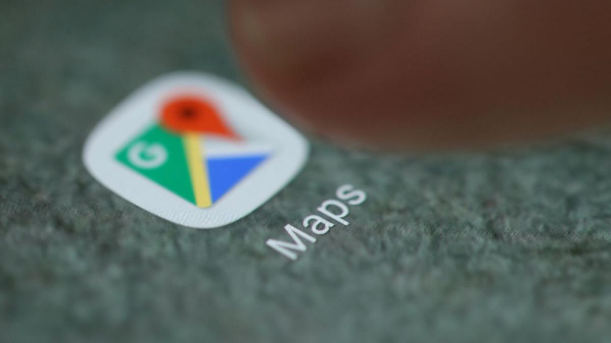 Google Maps will now allow users to search for places in Live View
