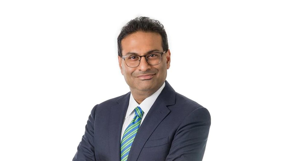 Laxman Narasimhan leaves Reckitt for Starbucks, to assume the role of CEO on October 1 Laxman Narasimhan leaves Reckitt for Starbucks, to assume the role of CEO on October 1