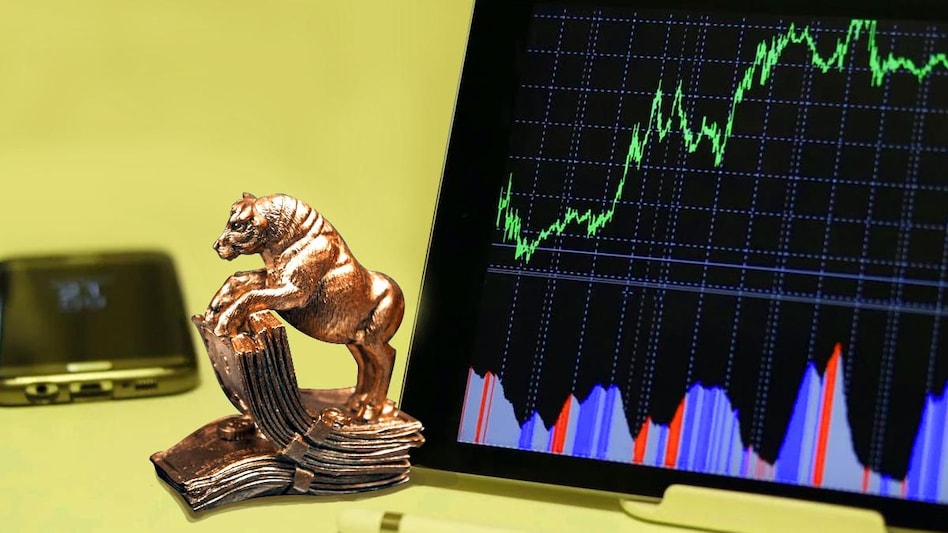 Nazara Technologies stock has gained 21 per cent in the last three sessions. However, shares of Nazara Technologies have lost 12.51 per cent in a year and fallen 31.83 per cent in 2022. Nazara Technologies stock has gained 21 per cent in the last three sessions. However, shares of Nazara Technologies have lost 12.51 per cent in a year and fallen 31.83 per cent in 2022.