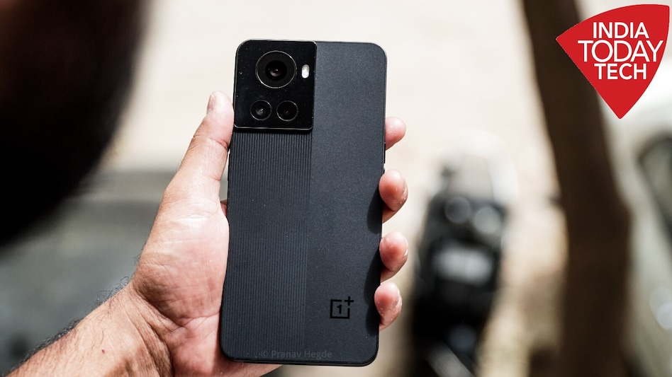 OnePlus announces attractive festive season deals, new OnePlus 10R Blue Edition too gets discount OnePlus announces attractive festive season deals, new OnePlus 10R Blue Edition too gets discount