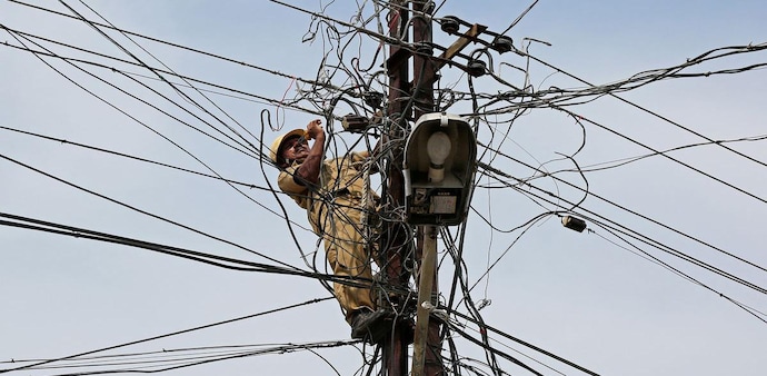 Delhi residents who consume less than 200 units of electricity every month don’t have to pay their electricity bills Delhi residents who consume less than 200 units of electricity every month don’t have to pay their electricity bills